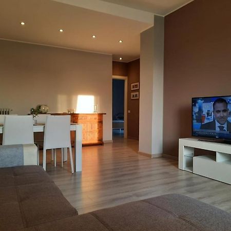 La Casa Di Penny Apartman Monza Kültér fotó