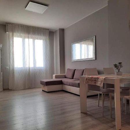 La Casa Di Penny Apartman Monza Kültér fotó